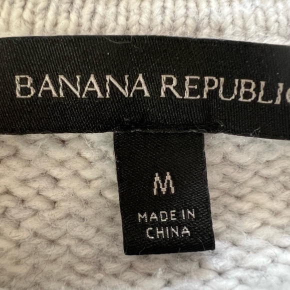 Banana republic sweater - Picture 3 of 3